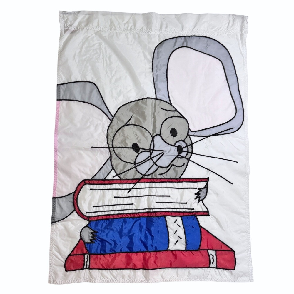 Decorative Embroidered Outdoor Garden Flag 35x48.5 White Mouse Books VTG 90s